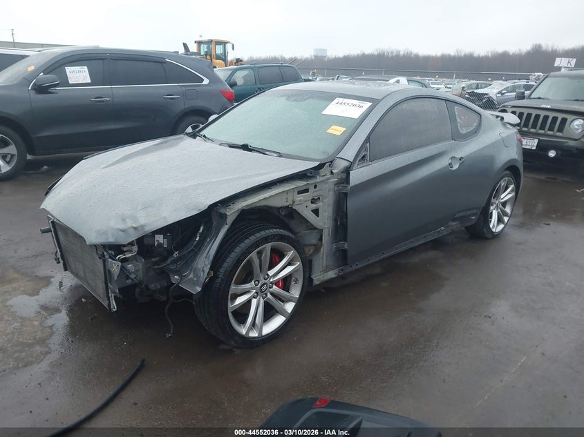 2010 Hyundai Genesis 3.8 Track