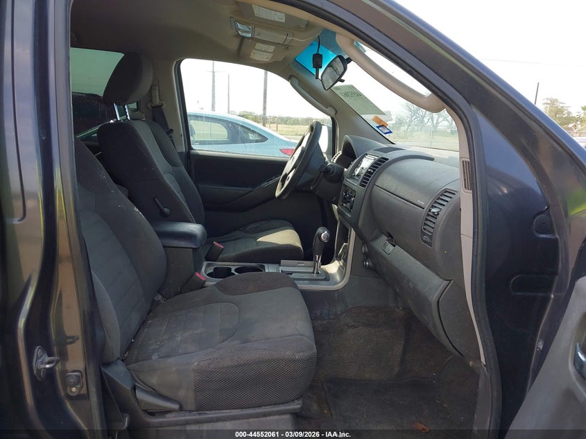 2010 Nissan Pathfinder S Fe+