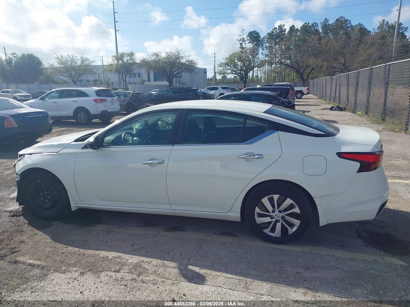 VIN 1N4BL4BV2RN393490 2024 NISSAN ALTIMA S FWD