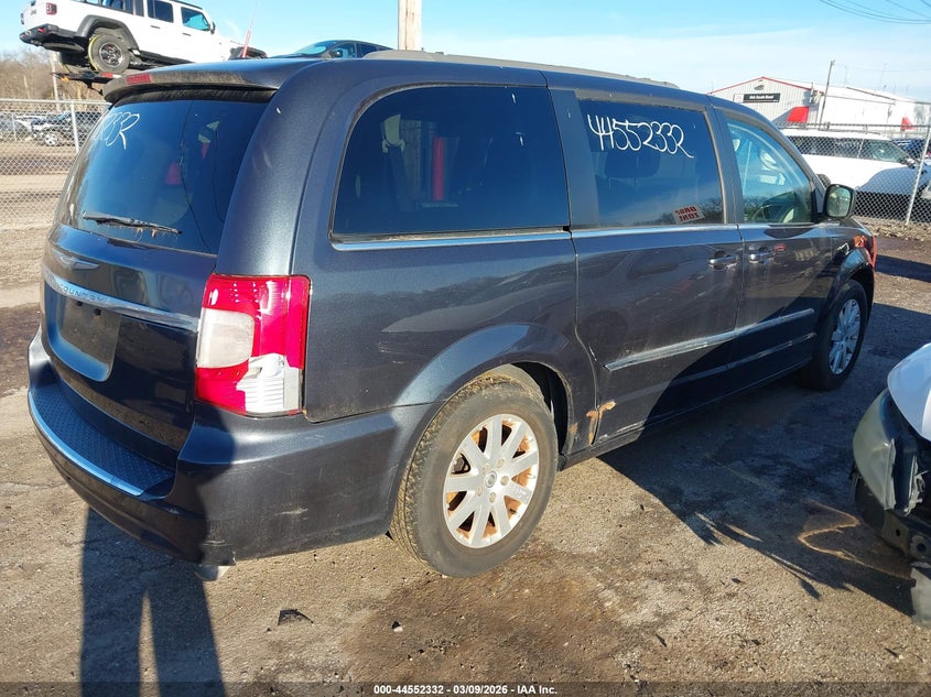 2014 Chrysler Town & Country Touring