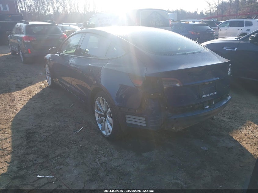 2018 Tesla Model 3 Long Range/Performance