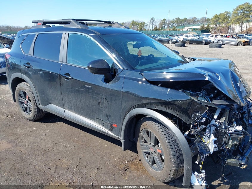 2025 Nissan Rogue Rock Creek
