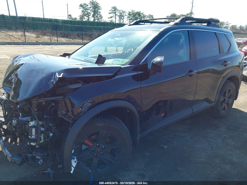 2025 Nissan Rogue Rock Creek