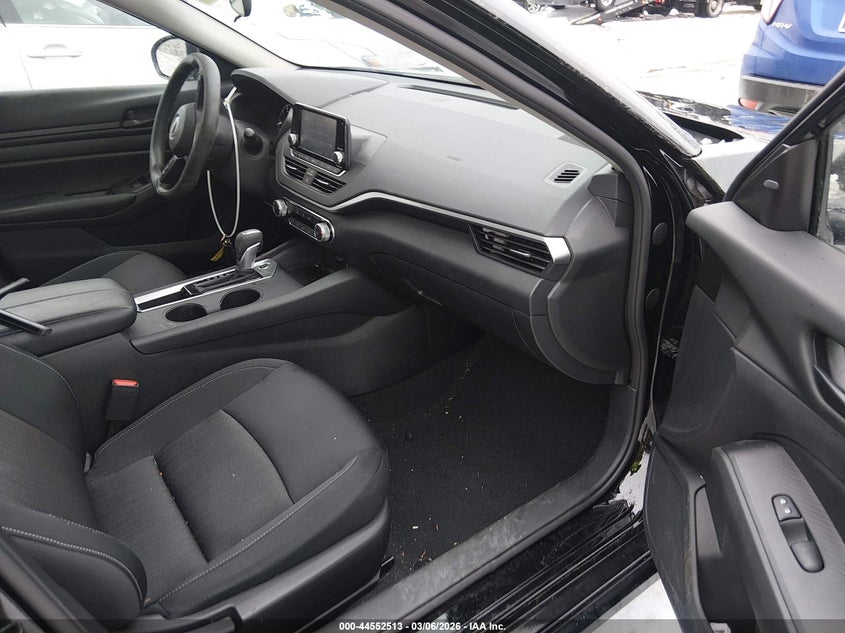 2024 Nissan Altima S Fwd