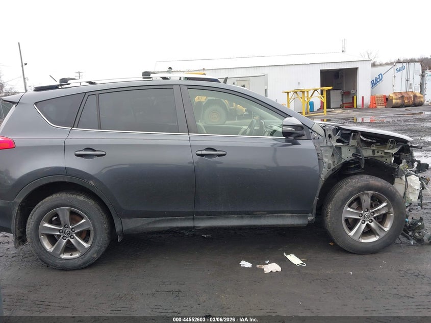 TOYOTA RAV4 - zdjęcie 13