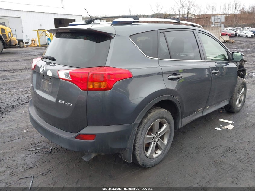 TOYOTA RAV4 - zdjęcie 4