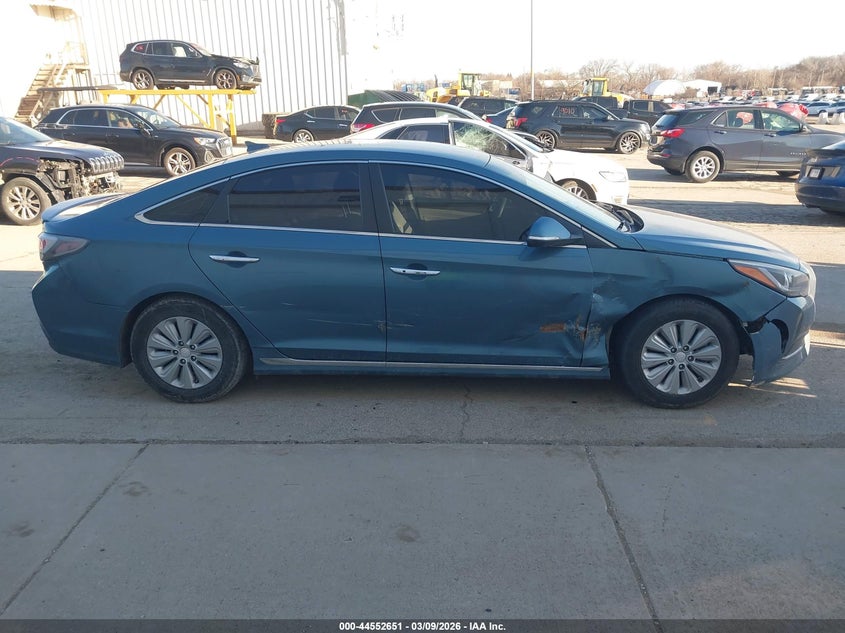 2016 Hyundai Sonata Hybrid Se VIN: KMHE24L11GA036243 Lot: 44552651