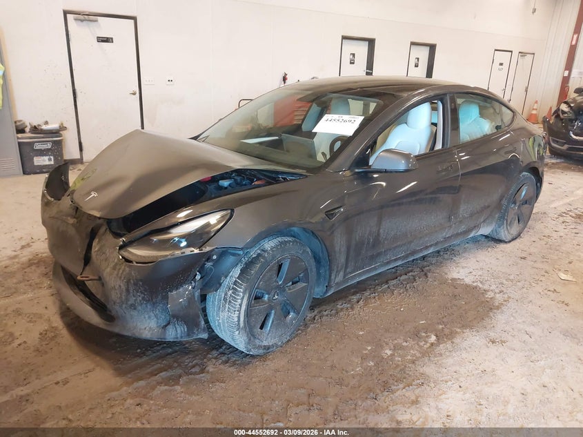 2021 Tesla Model 3 Standard Range Plus Rear-Wheel Drive