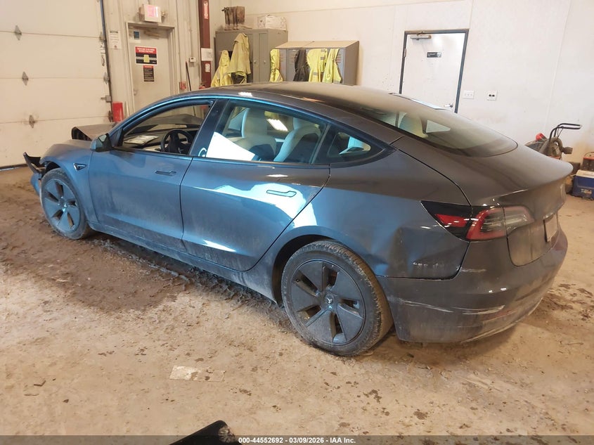 2021 Tesla Model 3 Standard Range Plus Rear-Wheel Drive