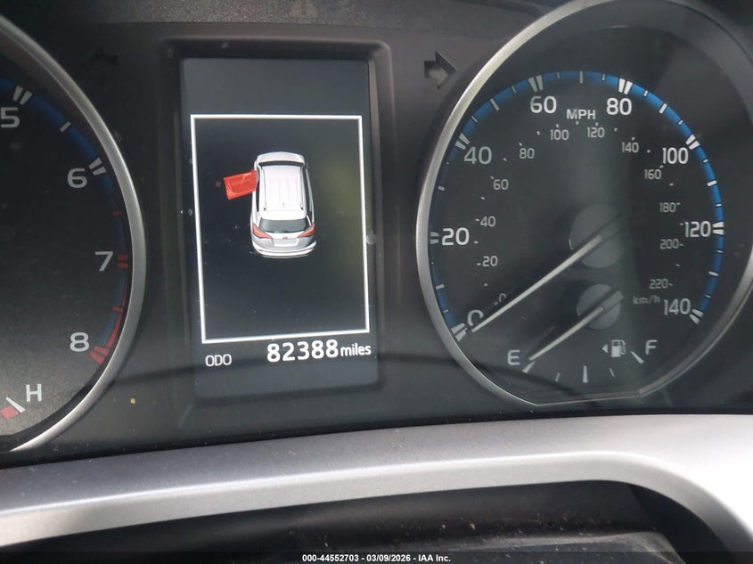 VIN JTMWFREV6JJ150742 2018 TOYOTA RAV4 XLE