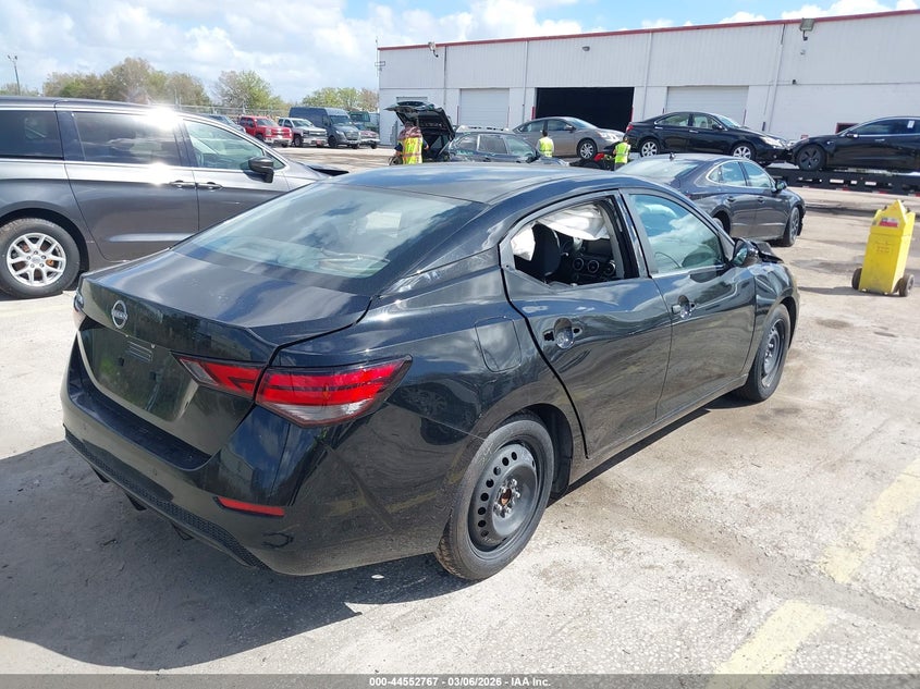 2024 NISSAN SENTRA auction photo 4