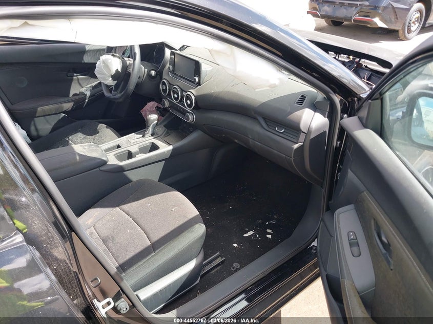 2024 NISSAN SENTRA auction photo 5