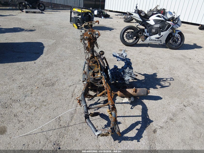 2011 Honda Pcx VIN: MLHJF2807B5000356 Lot: 44552980