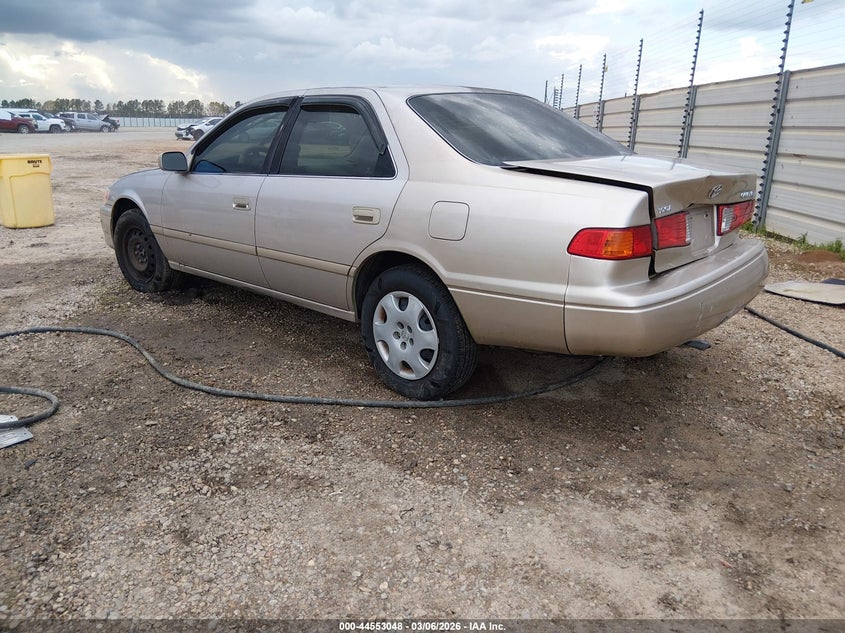 2000 Toyota Camry Le