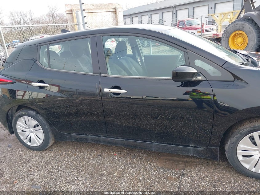2025 Nissan Leaf S #13