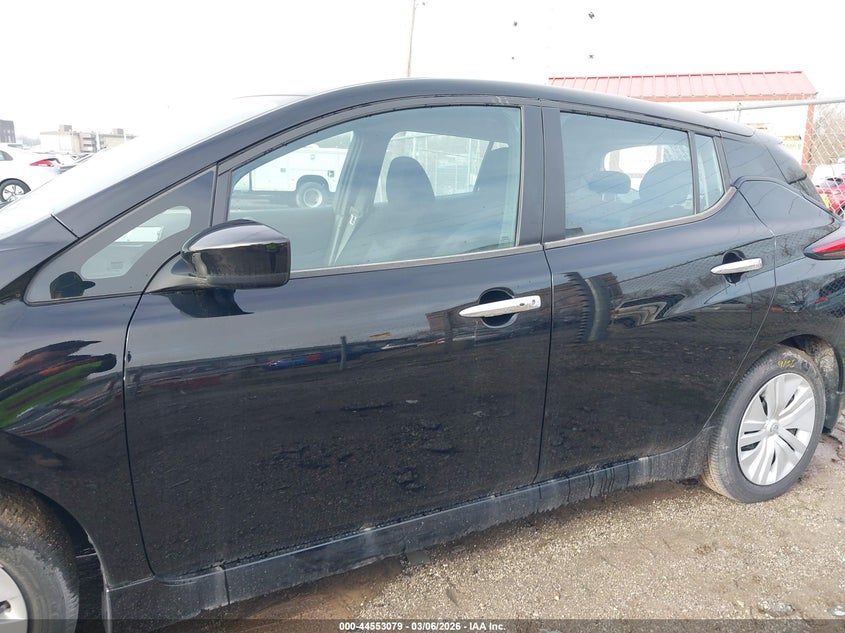 2025 Nissan Leaf S #14