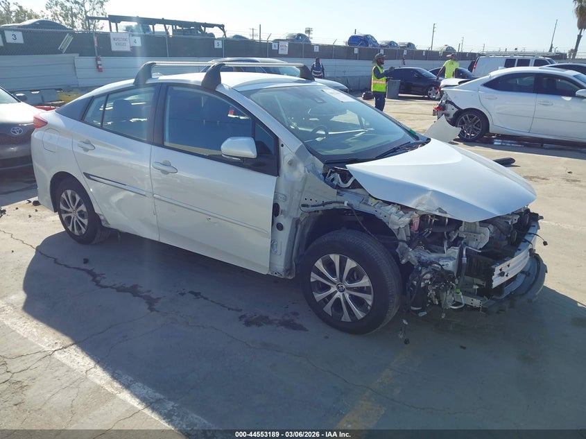 2022 Toyota Prius Prime Xle