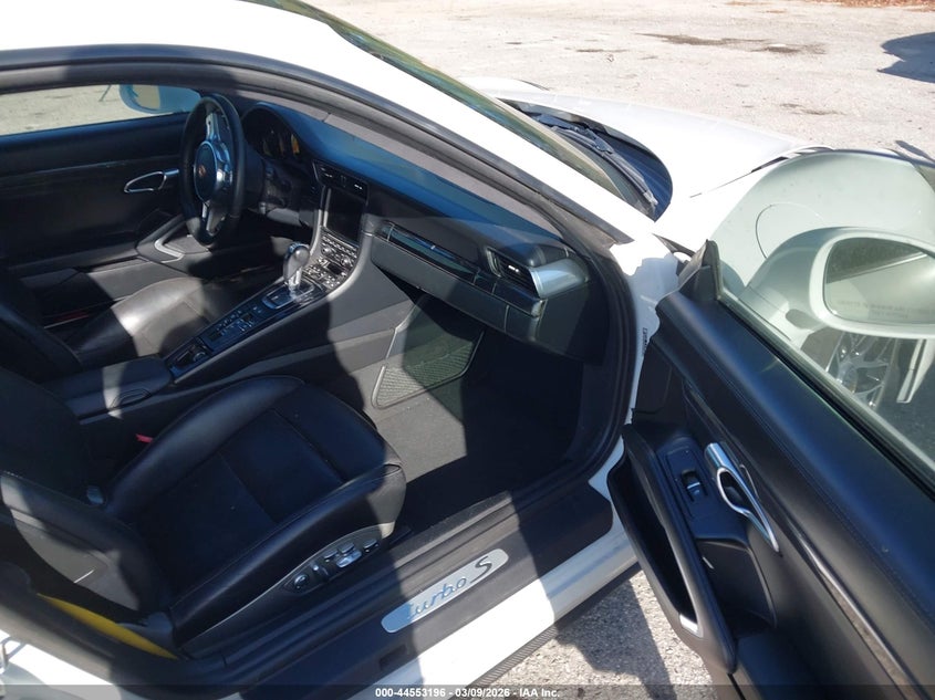 2014 Porsche 911 Turbo S