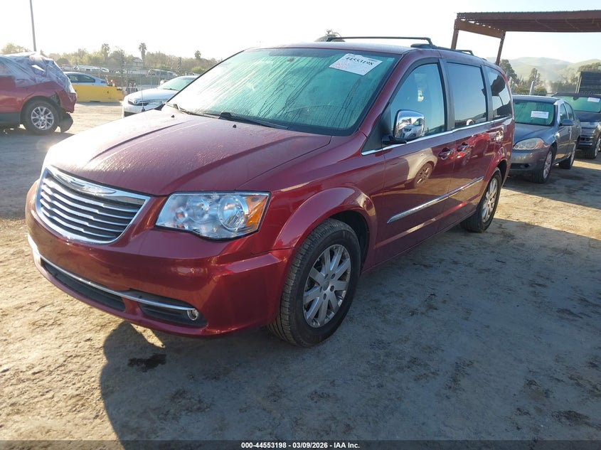 2012 Chrysler Town & Country Touring-L