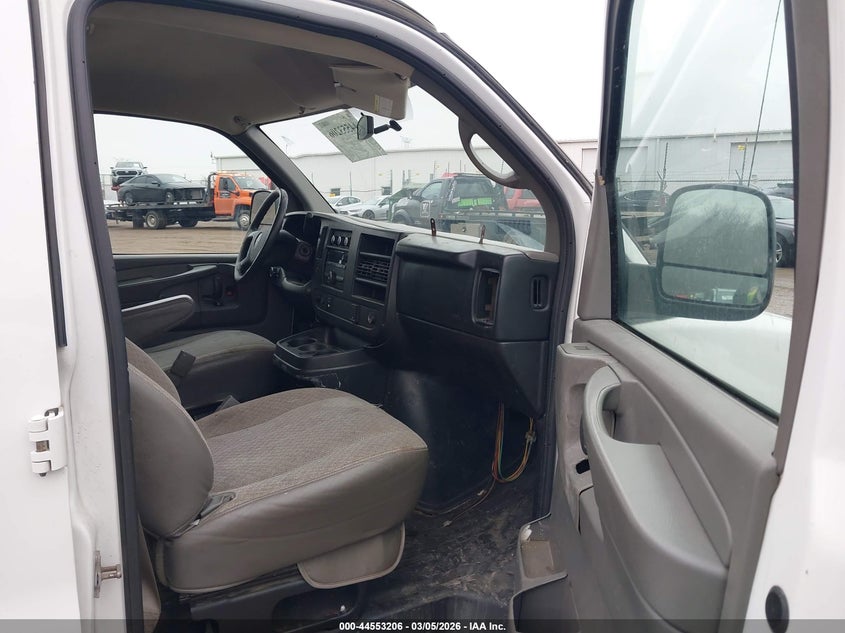 2015 GMC Savana 2500 Work Van