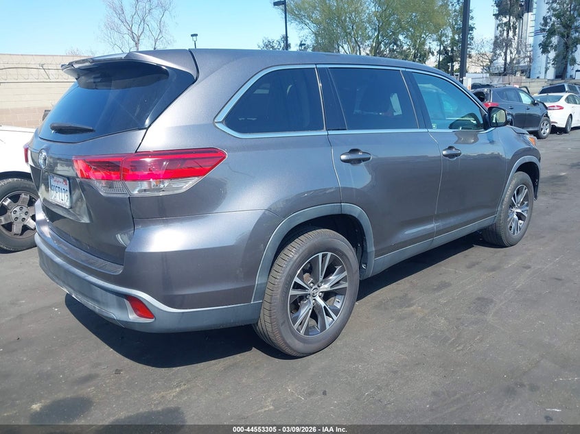 2019 Toyota Highlander Le
