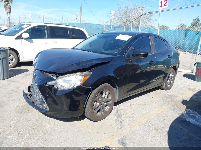 2019 Toyota Yaris Le
