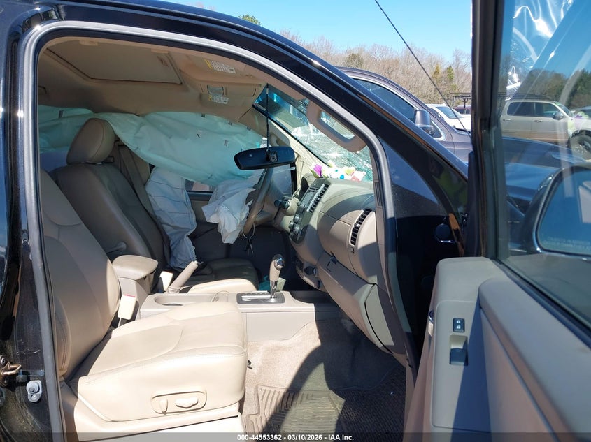 2015 Nissan Frontier Sl