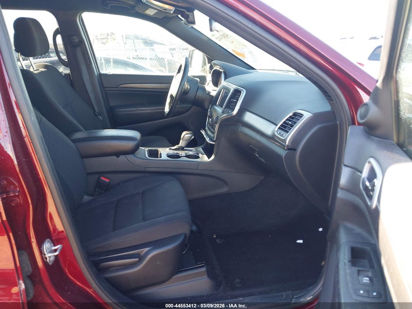 2018 Jeep Grand Cherokee Laredo 4X4