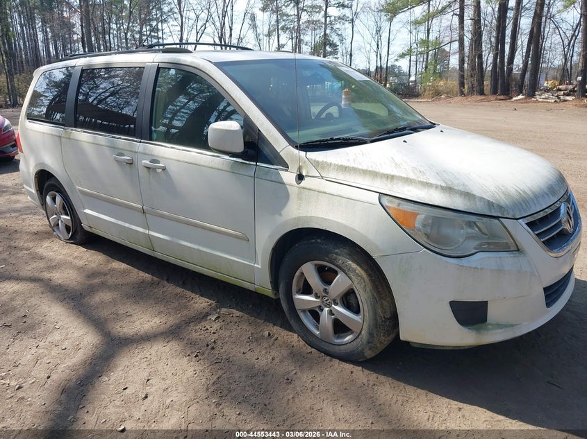 2009 Volkswagen Routan Se