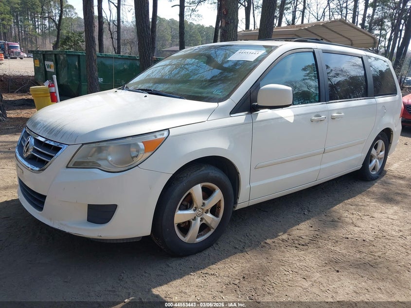 2009 Volkswagen Routan Se