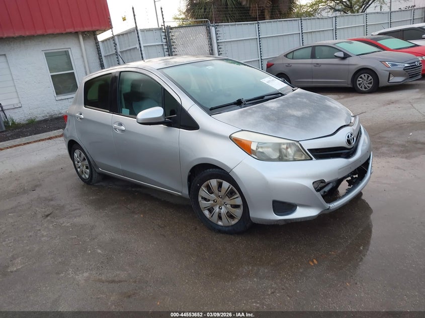 2012 TOYOTA YARIS LE