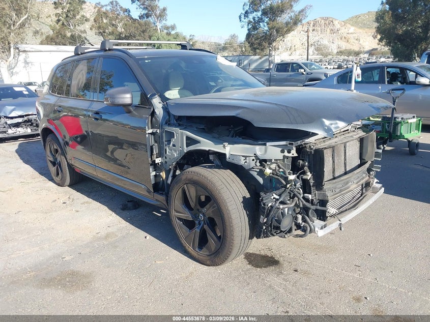 2022 VOLVO XC90 RECHARGE PLUG-IN HYBRID T8 R-DESIGN EXTENDED RANGE 7P