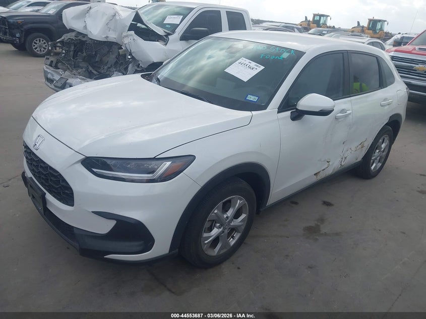 3CZRZ1H32PM741060 2023 HONDA HR-V 2WD LX photo 1
