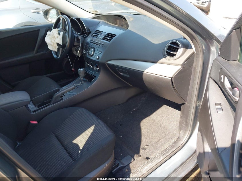 2013 Mazda Mazda3 I Sport