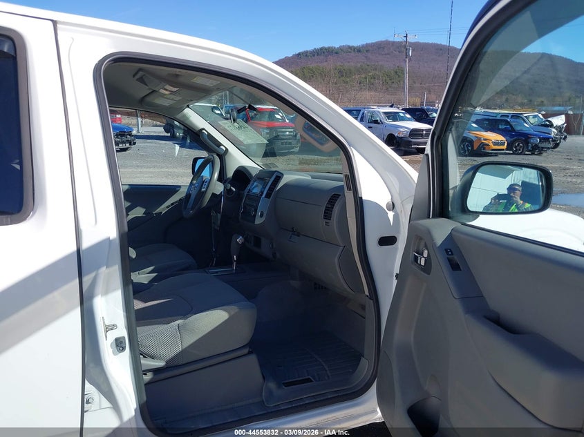 2016 Nissan Frontier Pro-4X/S/Sl/Sv