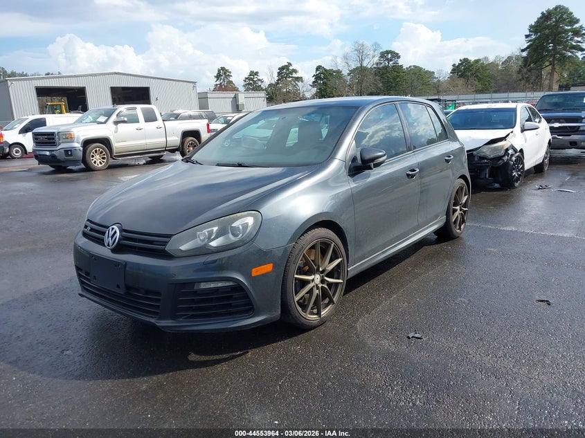 2013 Volkswagen Golf R 4-Door