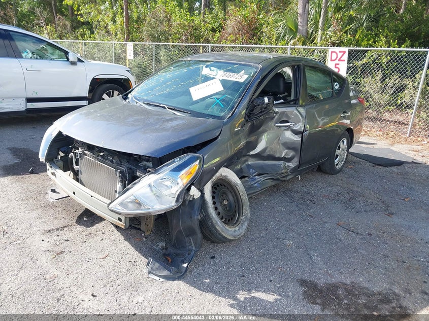 2019 Nissan Versa 1.6 Sv