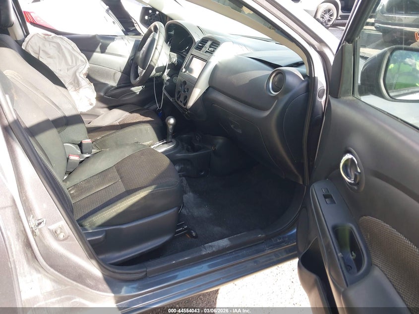 2019 Nissan Versa 1.6 Sv