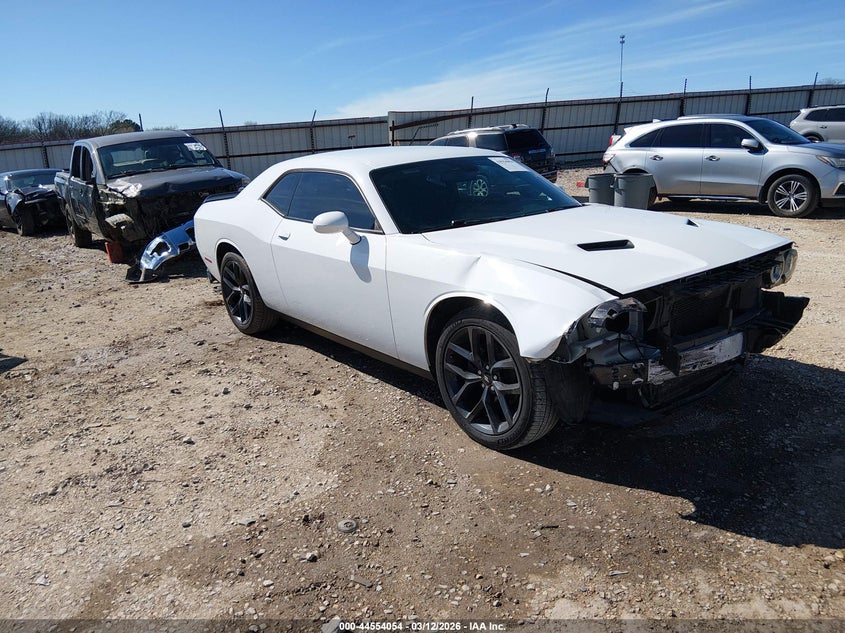 2019 DODGE CHALLENGER SXT