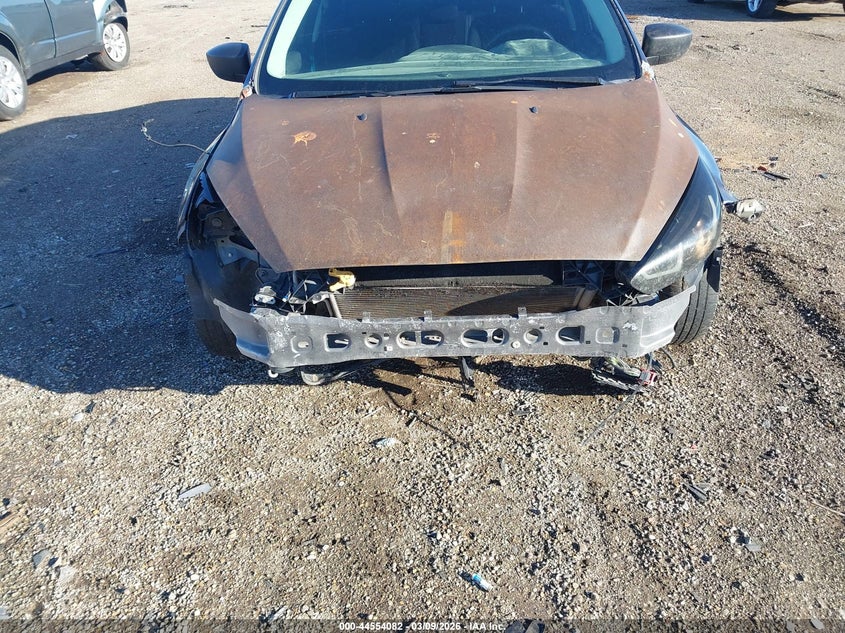 VIN 1FADP3E2XHL347943 2017 FORD FOCUS S