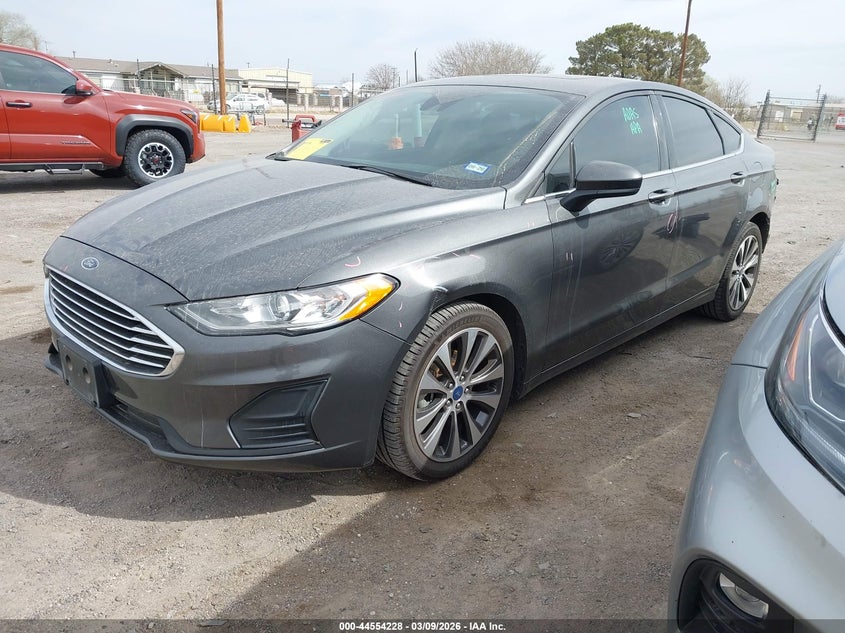 2020 Ford Fusion Se