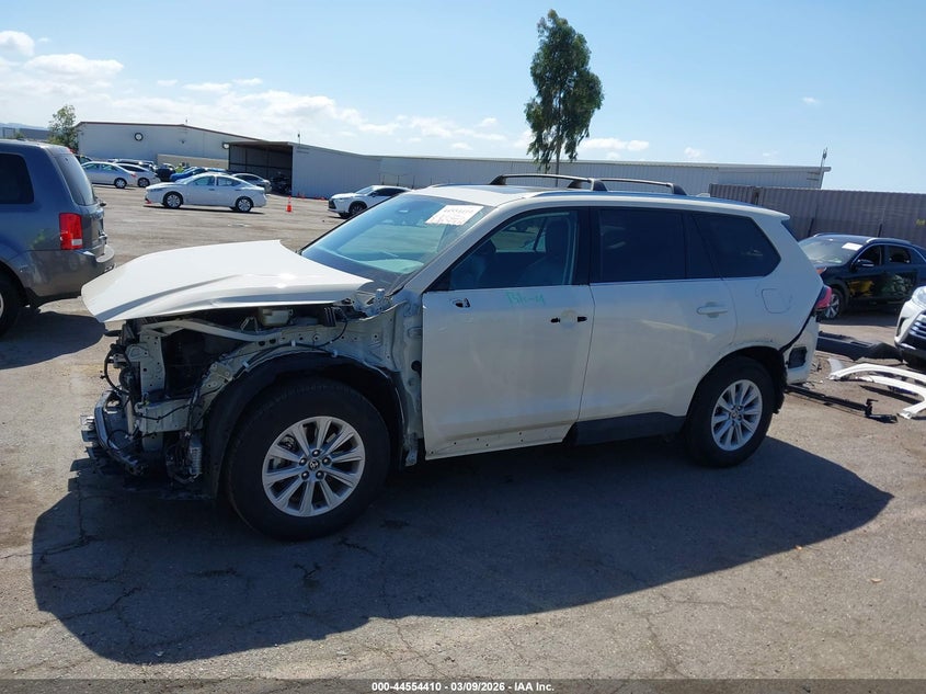 VIN 5TDACAB52RS010890 2024 TOYOTA GRAND HIGHLANDER HYBRID XLE