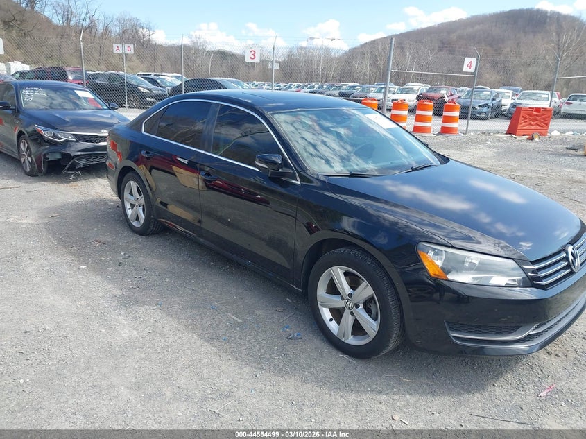 2013 Volkswagen Passat 2.5L Se