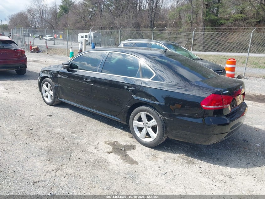 2013 Volkswagen Passat 2.5L Se