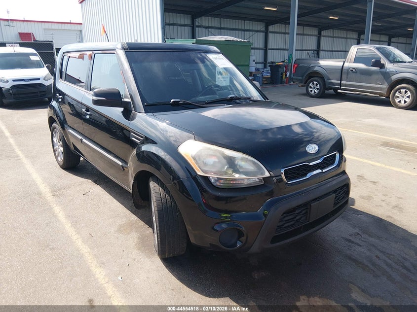 2012 Kia Soul +