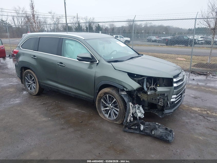 2019 Toyota Highlander Xle