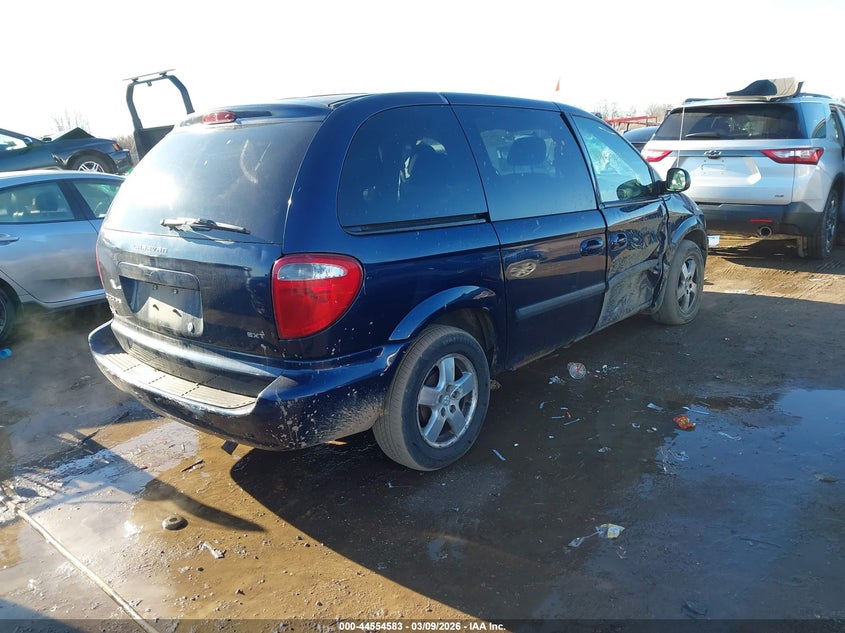 2005 Dodge Caravan Sxt