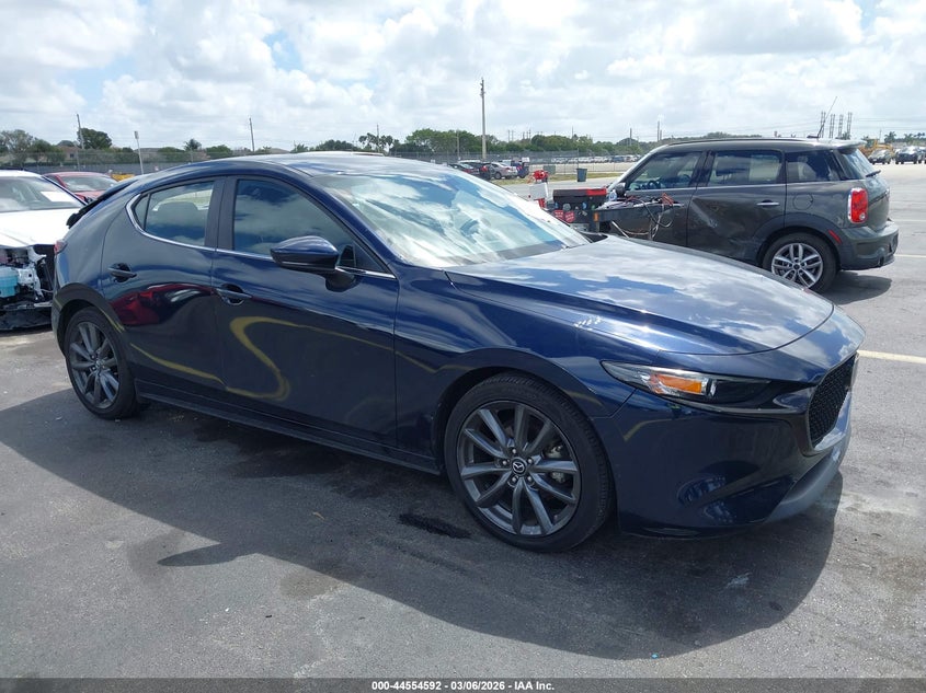 2019 Mazda Mazda3 Preferred Package