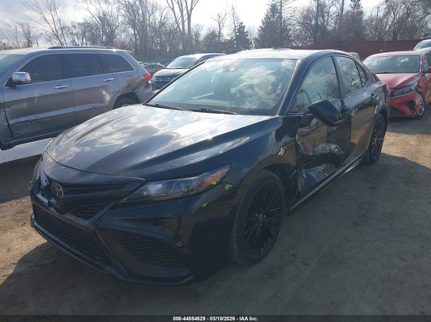 2021 Toyota Camry Se Nightshade Edition Awd
