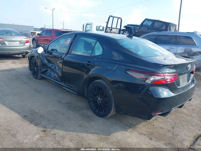 2021 Toyota Camry Se Nightshade Edition Awd
